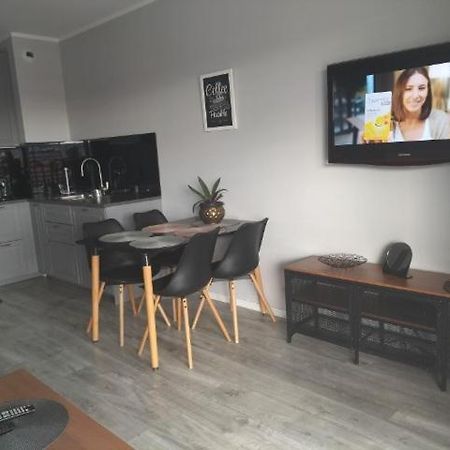 Apartament Przy Aquaparku W Redzie Rahmel Exterior foto