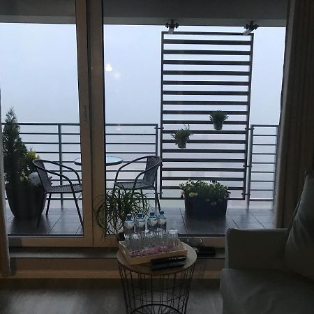 Apartament Przy Aquaparku W Redzie Rahmel Exterior foto
