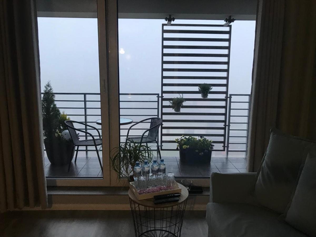 Apartament Przy Aquaparku W Redzie Rahmel Exterior foto